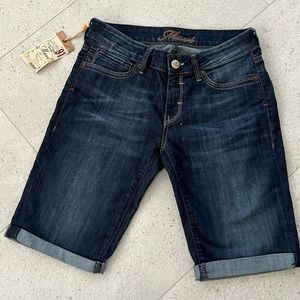 NWT New Mavi Bermuda Jean Shorts Denim Bermuda  Size 27